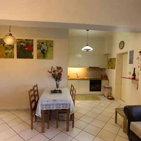 Kostas Amoudara Apartment *