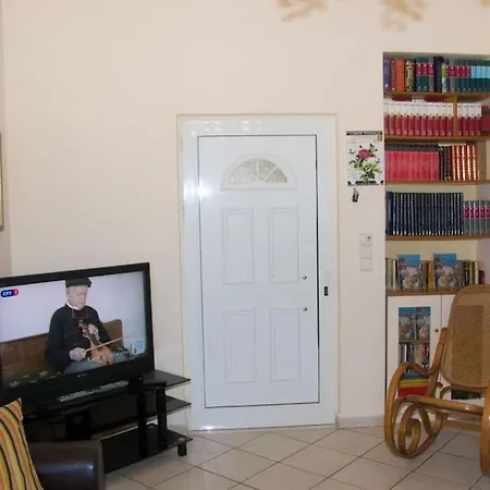 Apartment Kostas Amoudara *